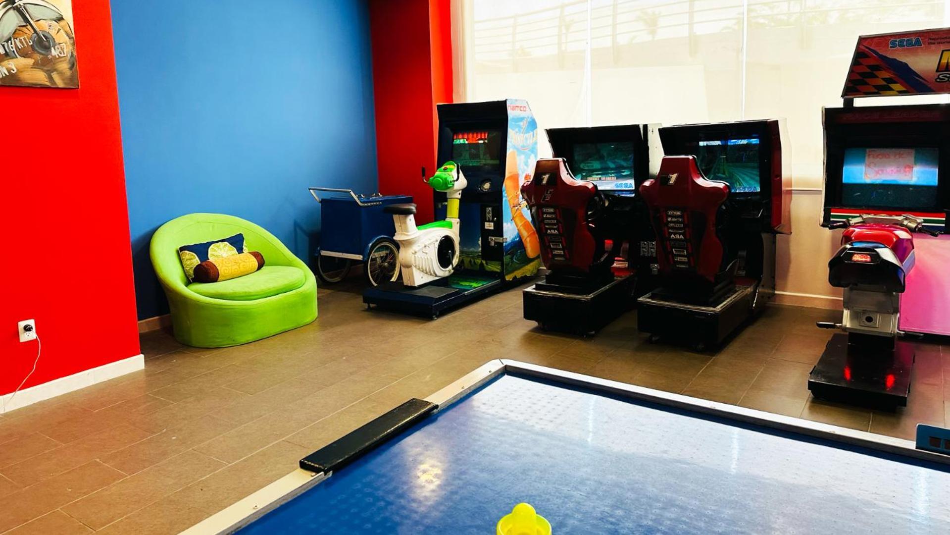 ปาลาซิโอ มุนโด อิมพีเรียล Hotel อากาปุลโก ภายนอก รูปภาพ The game room at the hospital