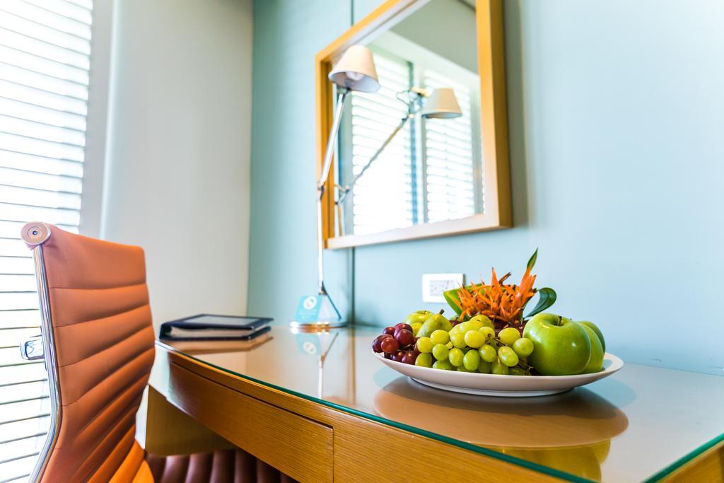 ปาลาซิโอ มุนโด อิมพีเรียล Hotel อากาปุลโก ภายนอก รูปภาพ A fruit bowl on a table